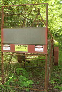 Cassowary friendly pig trap
